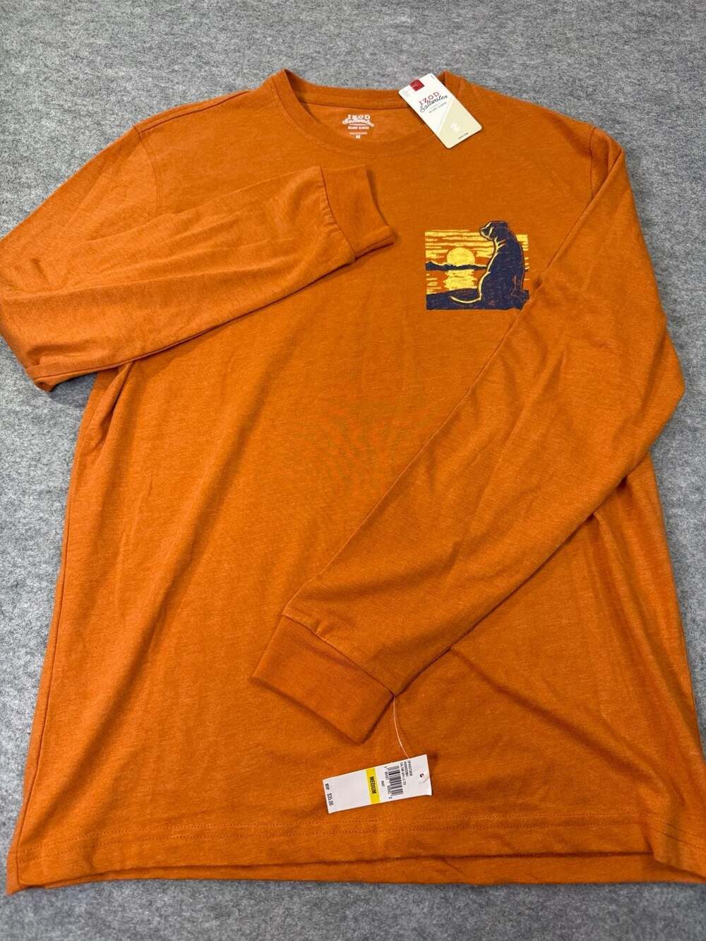 IZOD Saltwater Long Sleeve Graphic T-Shirt Rust Medium Saltwater Sunset Dog BNWT